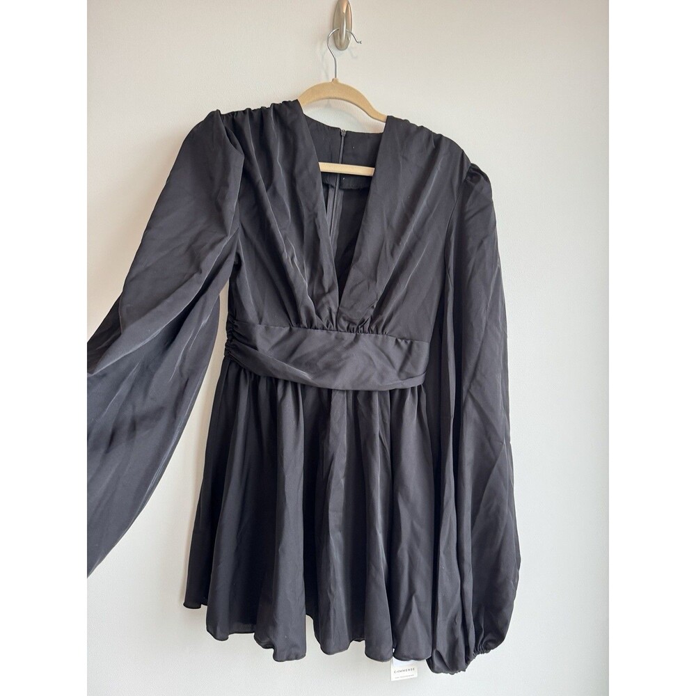 Commence-NWT-V-neck Mini Dress Size Small in Plastic